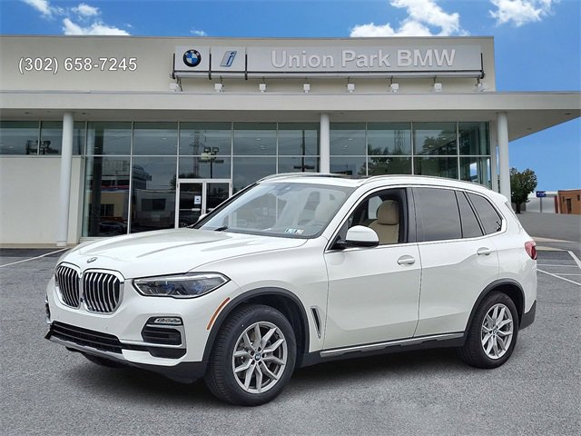 Used 2019 BMW X5 xDrive40i w/ Premium Package 2
