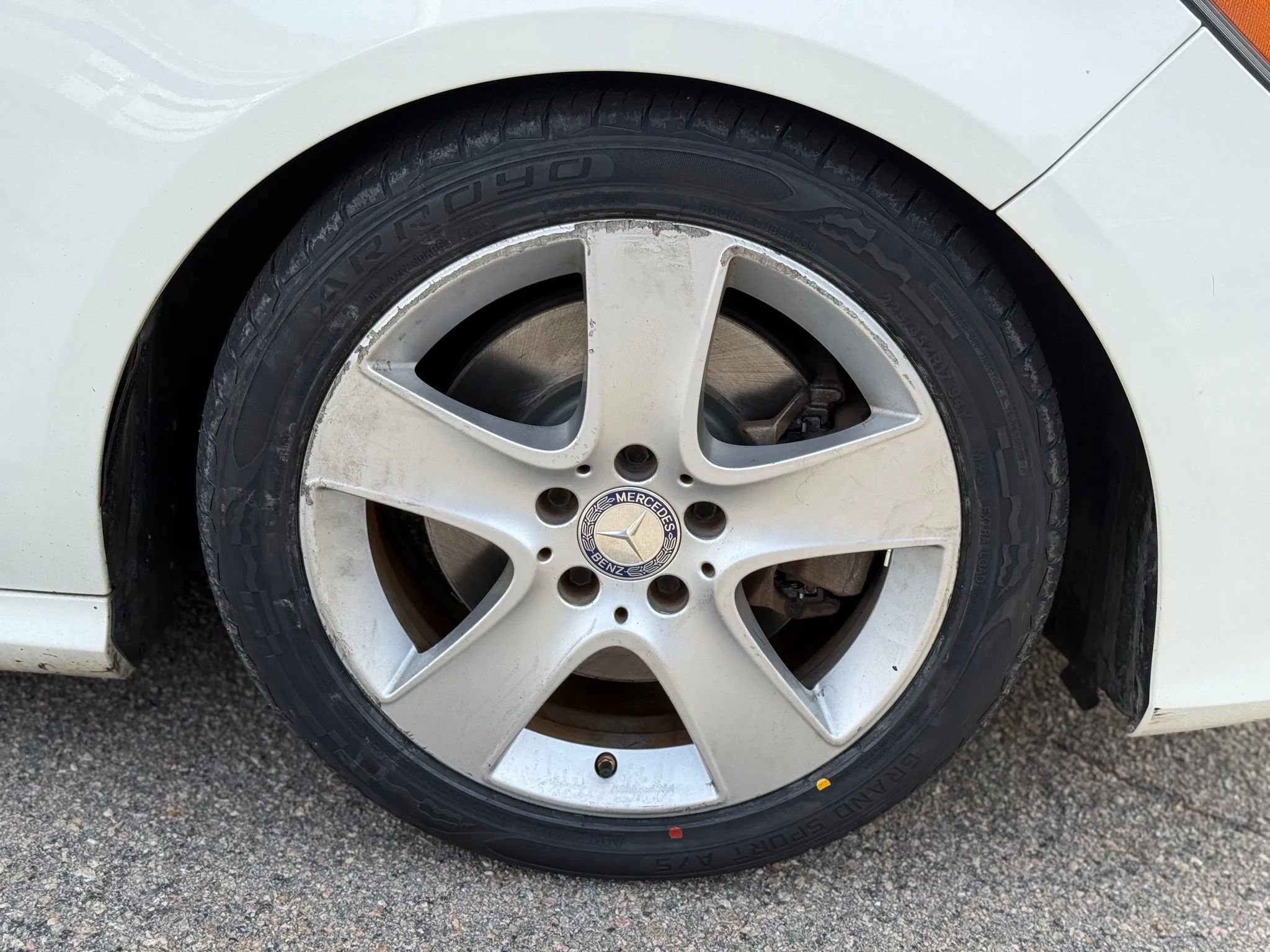 Used 2015 Mercedes-Benz CLA 250 4MATIC image 34