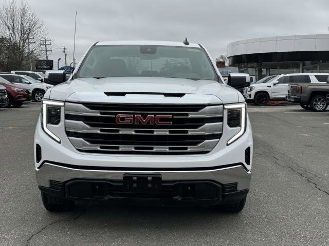 Used 2024 GMC Sierra 1500 SLE image 3