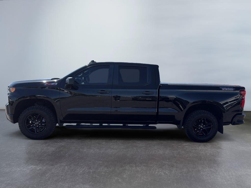 Used 2021 Chevrolet Silverado 1500 Custom Trail Boss w/ Midnight Edition AWD/4WD image 2