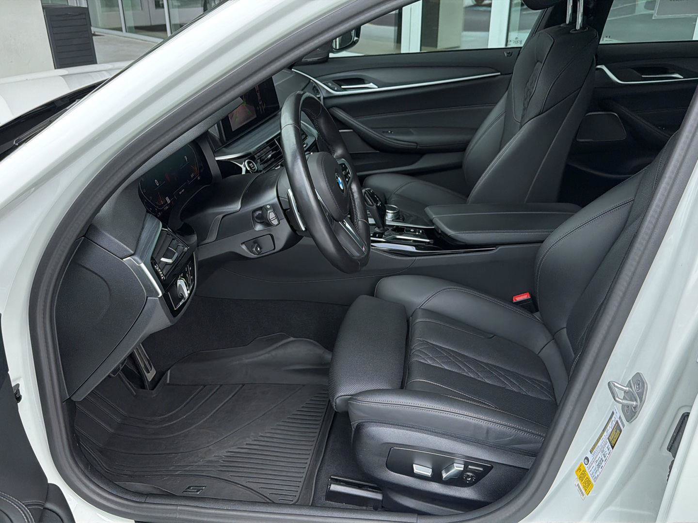 Certified 2023 BMW 530i w/ M Sport Package RWD image 10