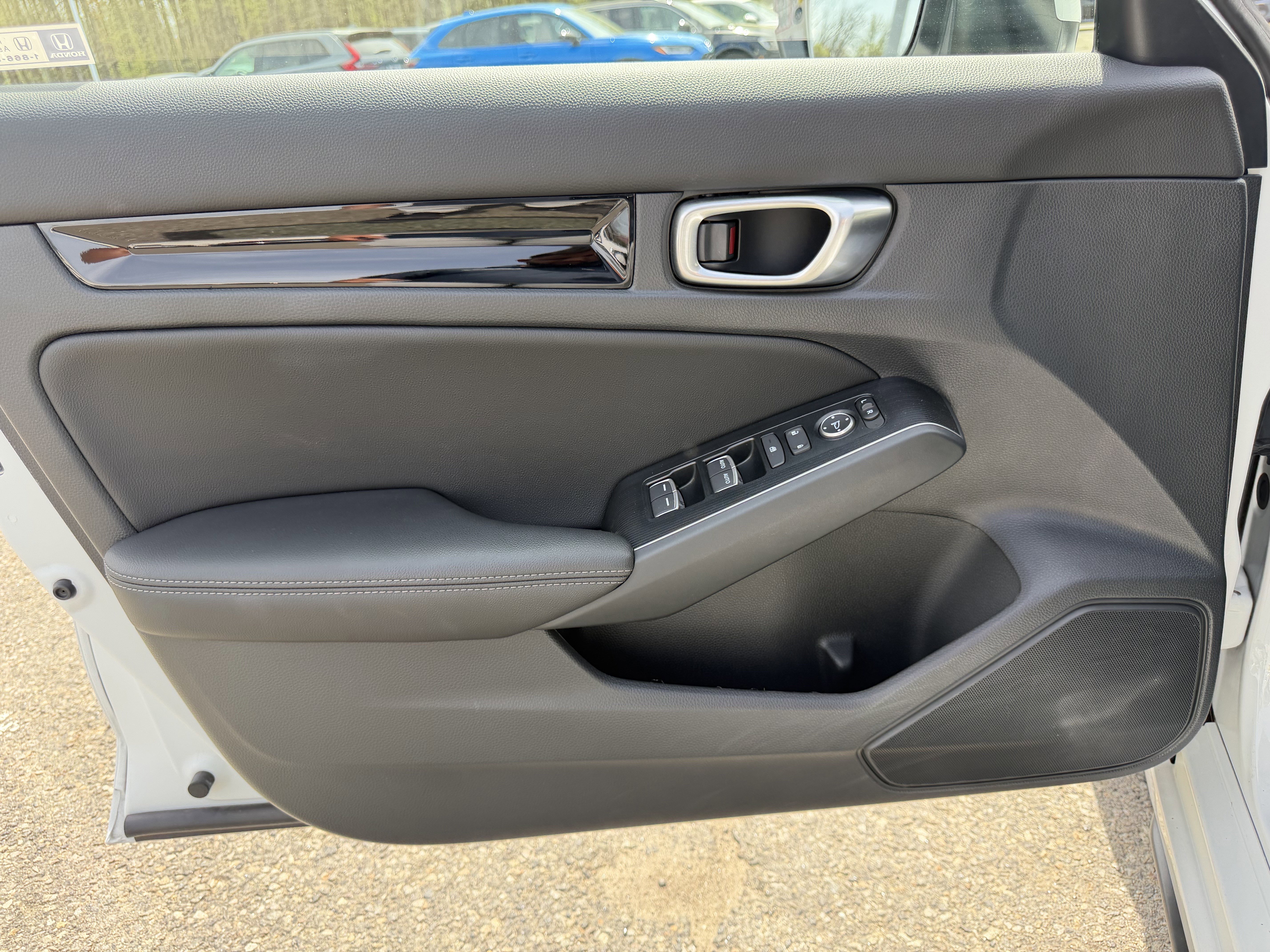 Used 2023 Honda Civic Sport Touring image 9