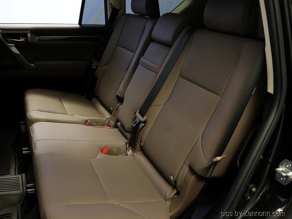 Used 2023 Lexus GX 460 Premium w/ Premium Package AWD/4WD image 12