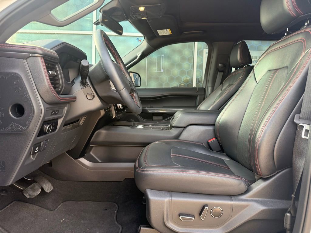 Used 2024 Ford Expedition Limited RWD image 8