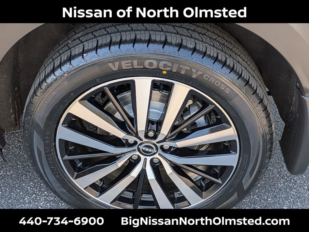 Certified 2024 Nissan Pathfinder Platinum AWD/4WD image 31