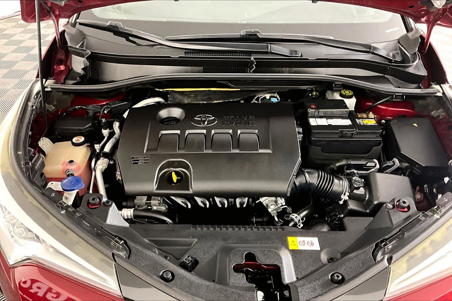 Used 2018 Toyota C-HR XLE FWD image 30