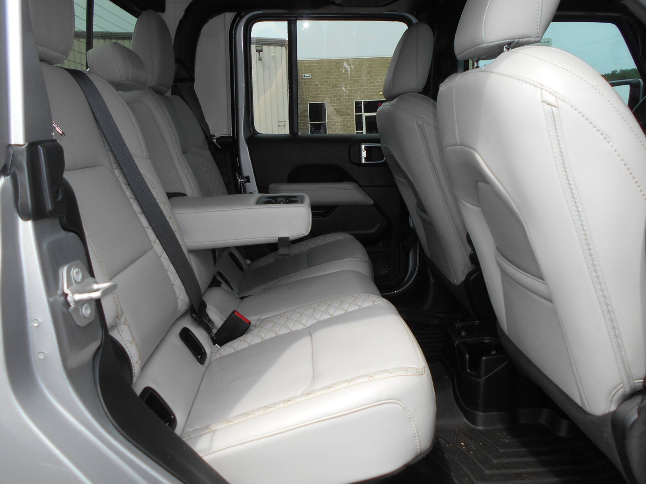 Certified 2021 Jeep Gladiator Overland AWD/4WD image 20