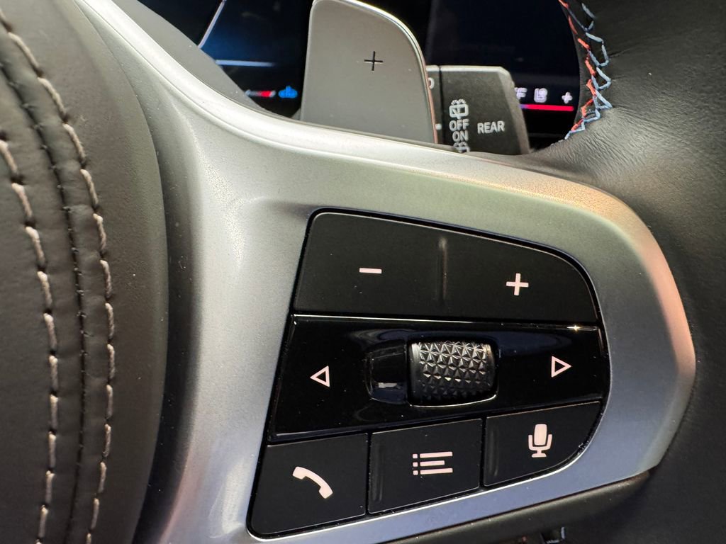 Certified 2025 BMW X5 M60i w/ Executive Package image 16