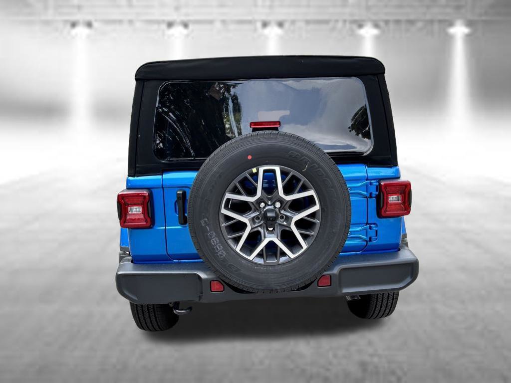 Used 2024 Jeep Wrangler Unlimited Sahara AWD/4WD image 6