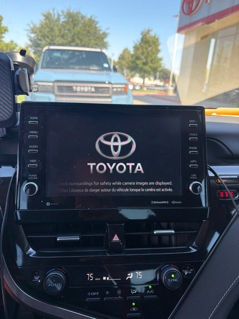 Used 2024 Toyota Camry XSE FWD image 5