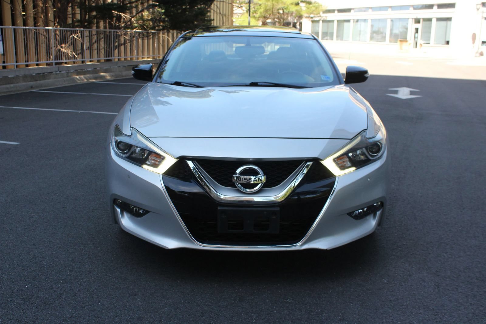 Used 2017 Nissan Maxima 3.5 SL FWD image 3