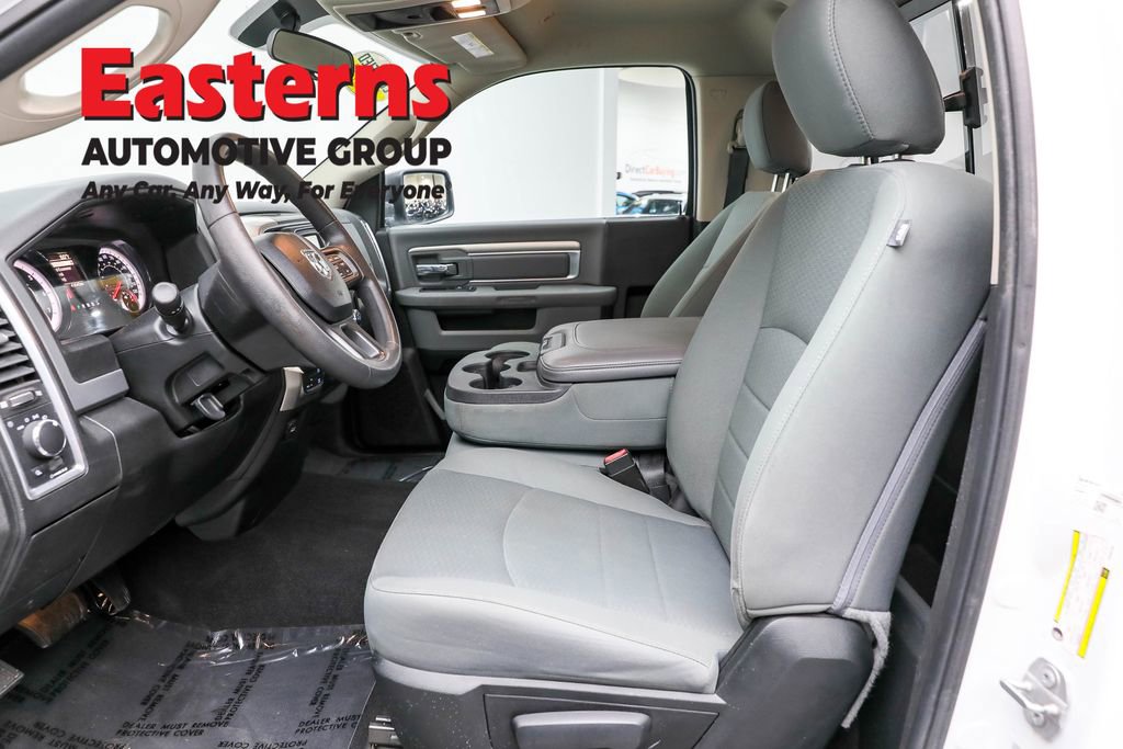 Used 2019 RAM 1500 Classic SLT image 14
