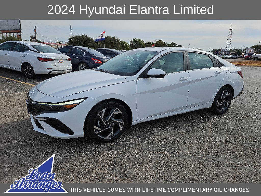 Used 2024 Hyundai Elantra Limited FWD image 5