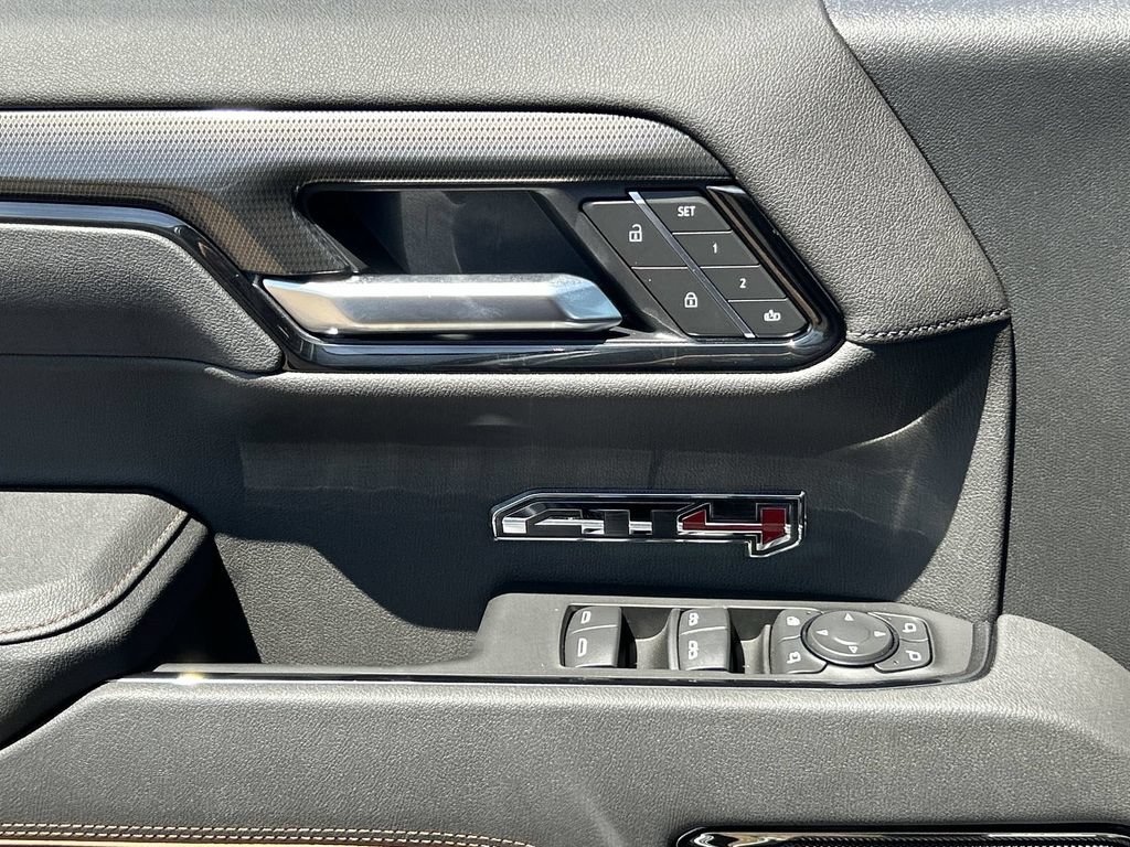 New 2026 GMC Sierra 1500 AT4 w/ Technology Package AWD/4WD image 24