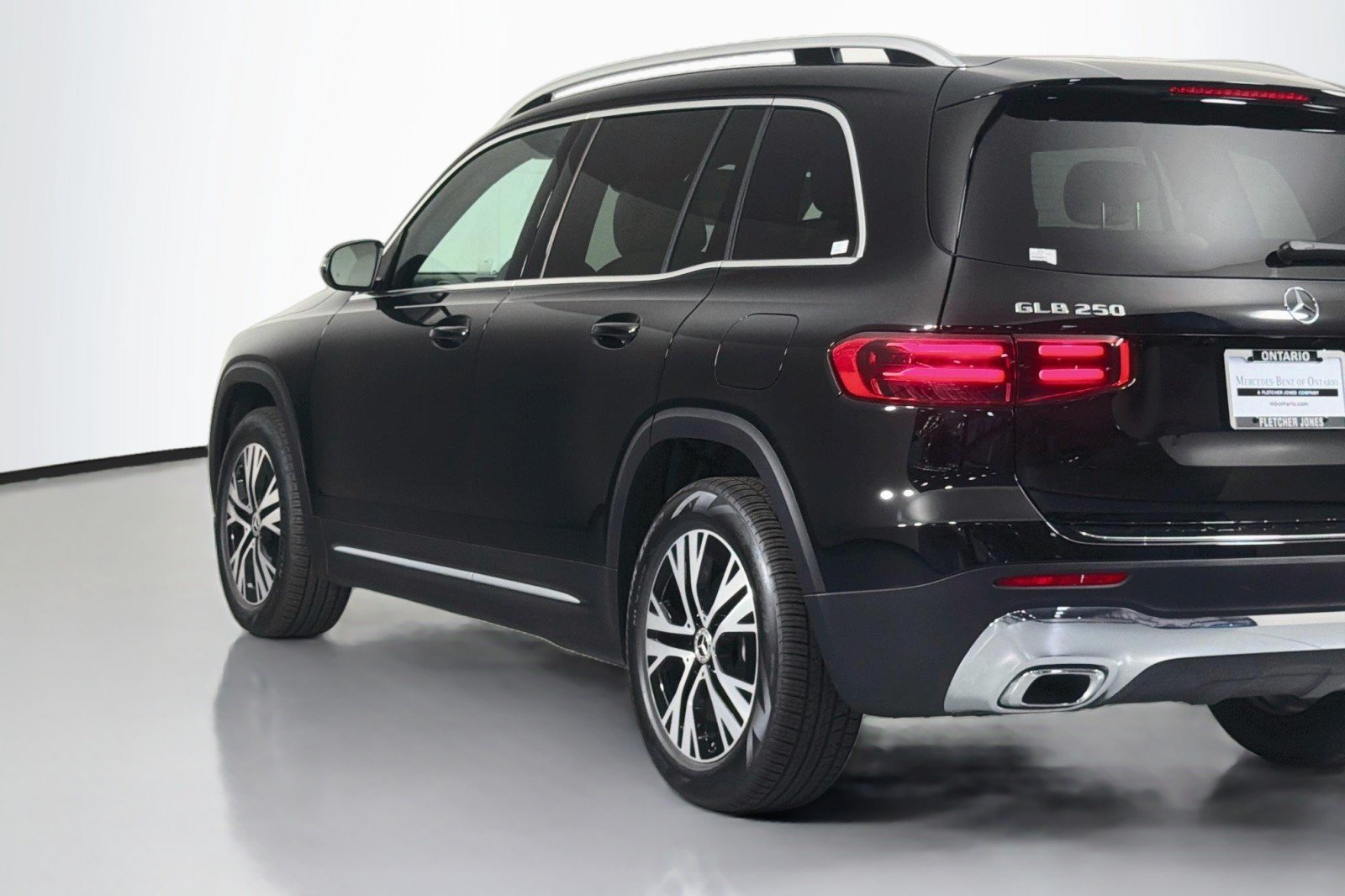 New 2026 Mercedes-Benz GLB 250 image 15
