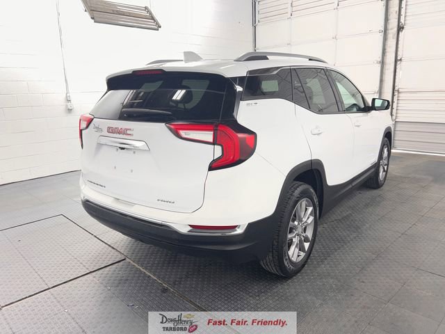 Used 2022 GMC Terrain SLT AWD/4WD image 8