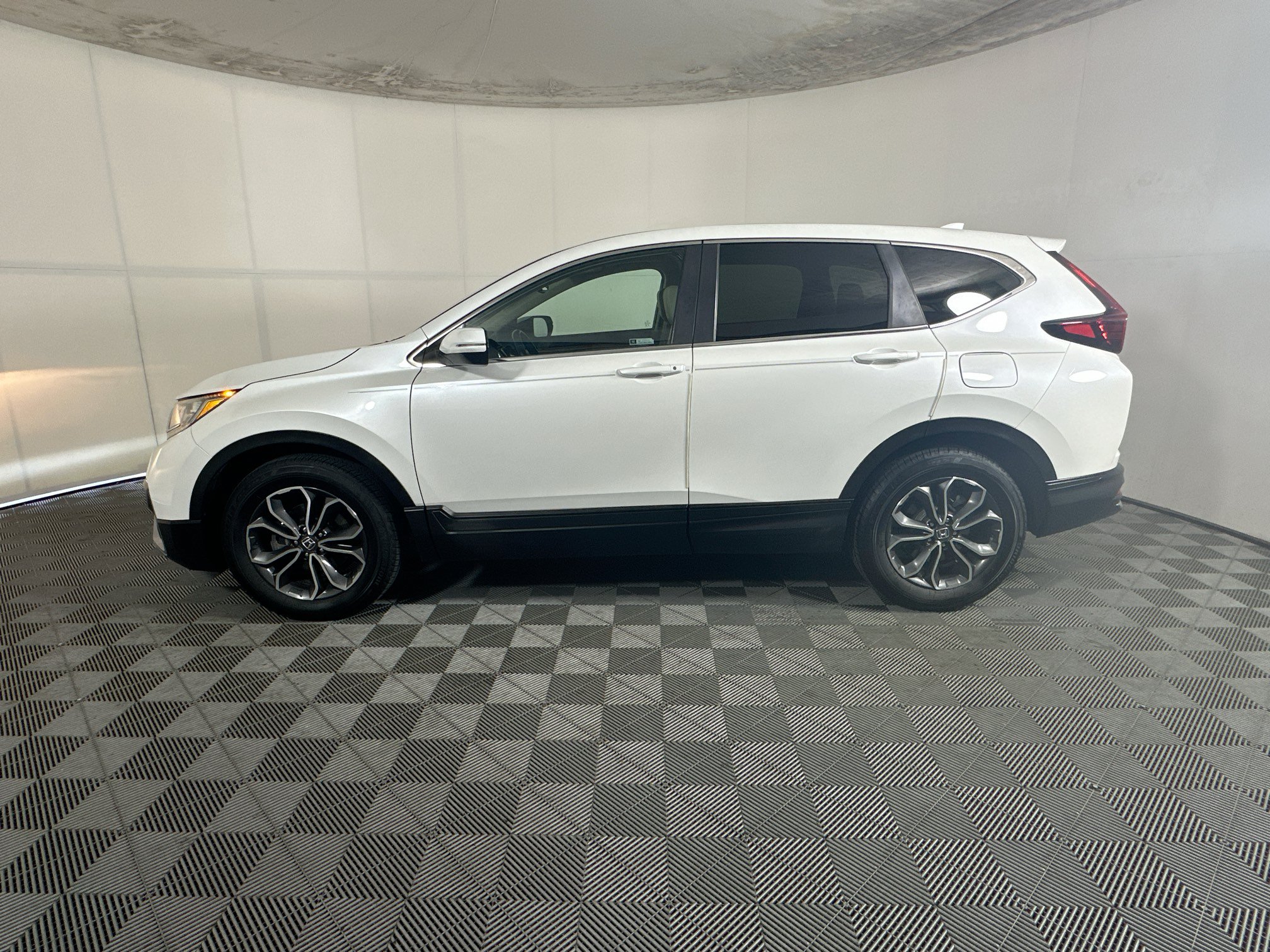 Used 2020 Honda CR-V EX-L image 6