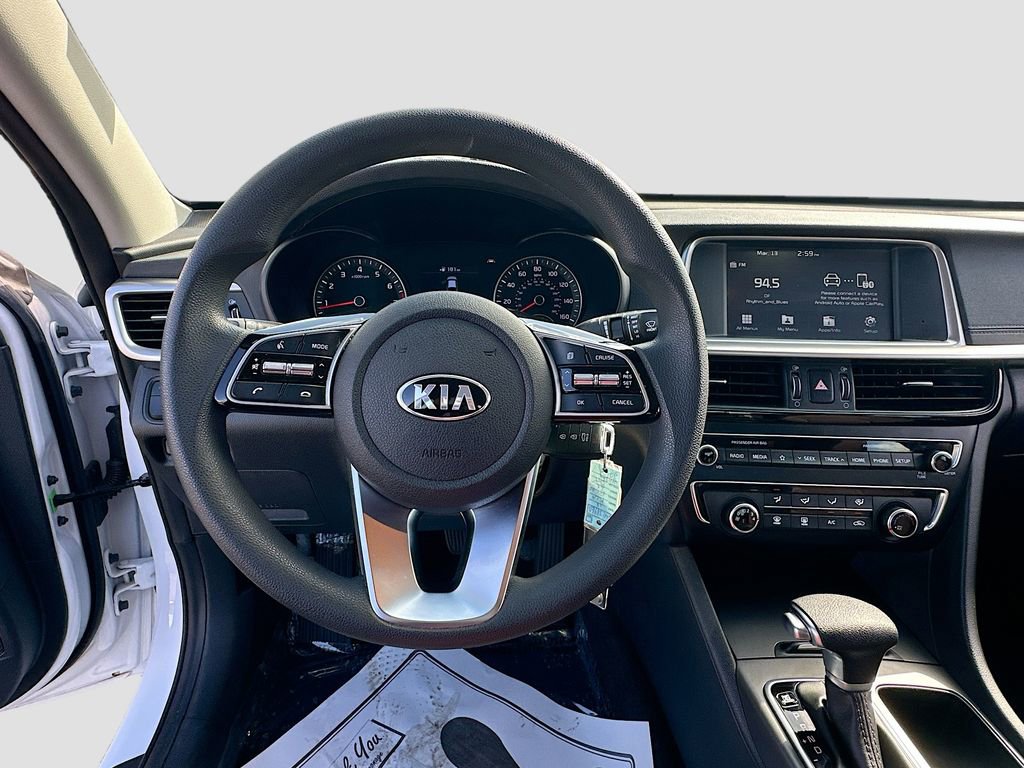 Used 2020 Kia Optima LX image 9