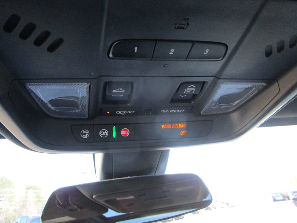 Used 2019 Cadillac XT5 Luxury image 41