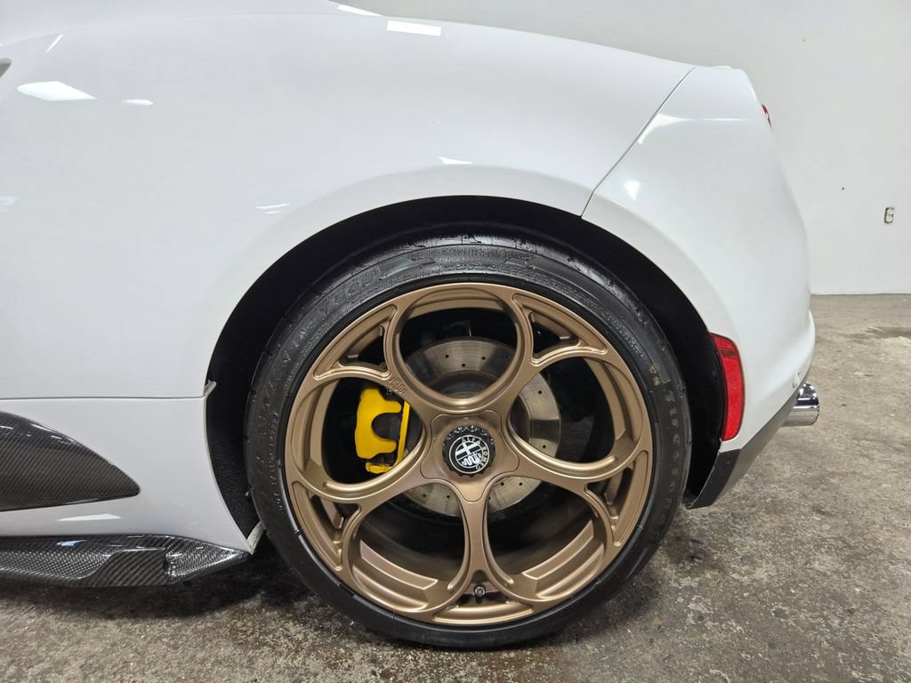 Used 2018 Alfa Romeo 4C Spider RWD image 49