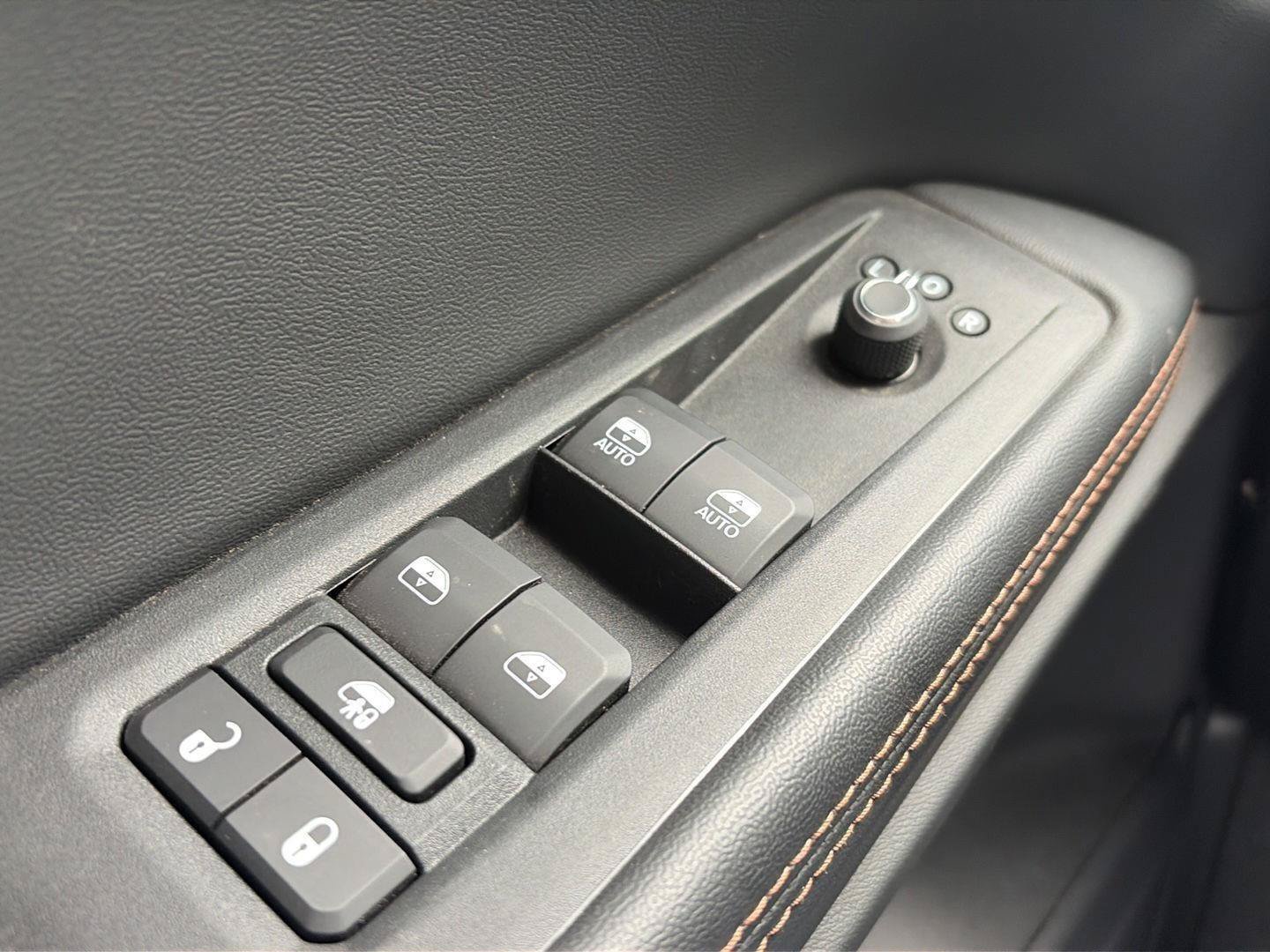 New 2026 Jeep Cherokee Limited AWD/4WD image 11