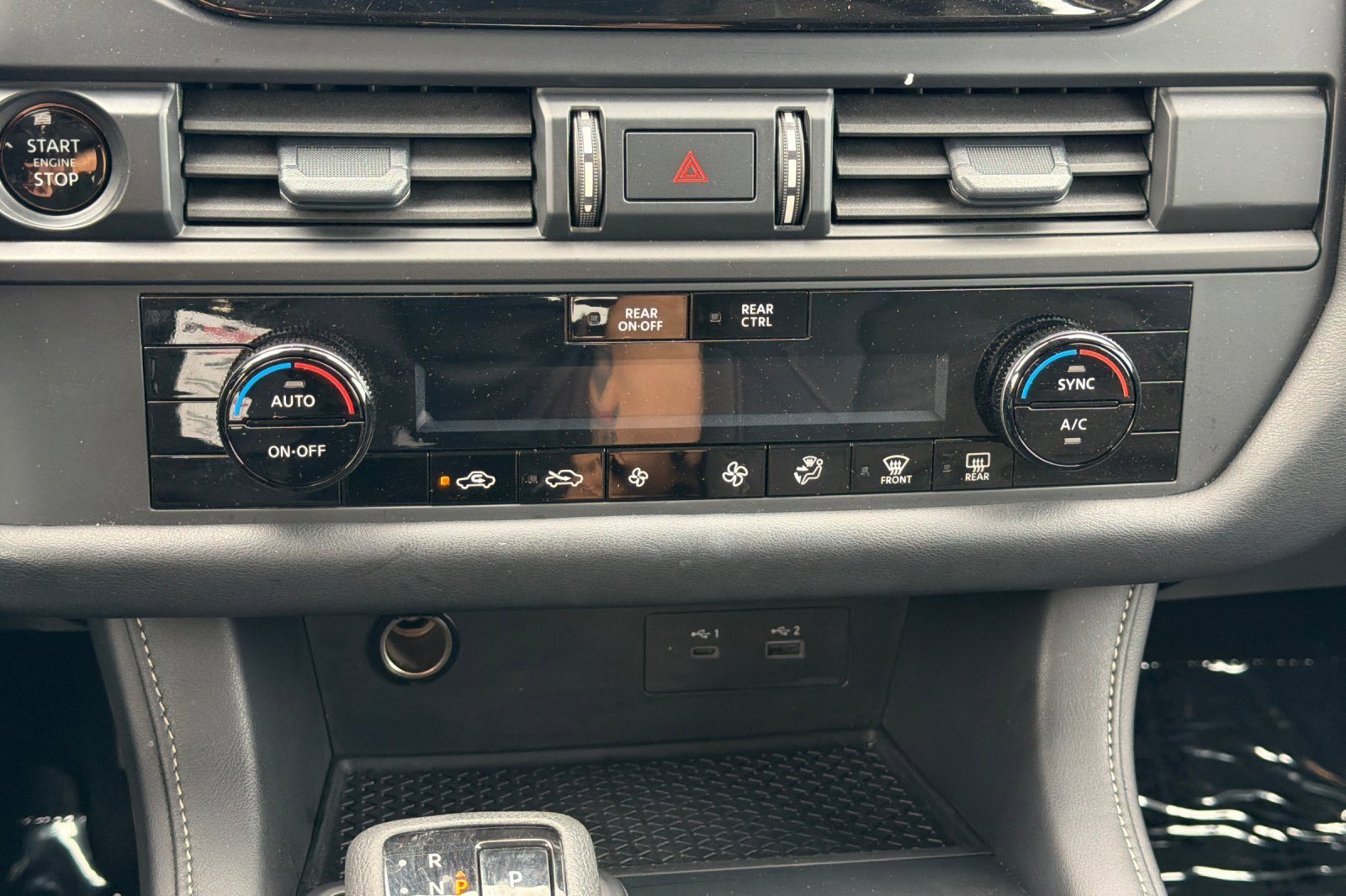 Used 2025 Nissan Pathfinder S image 20