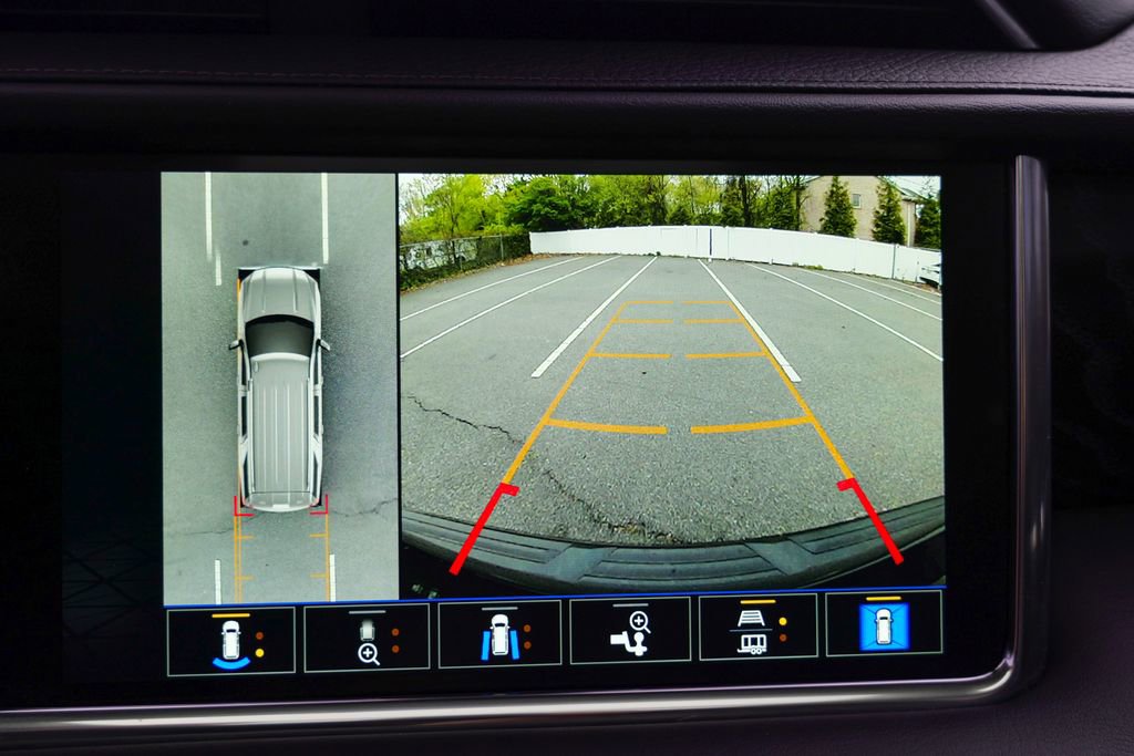 Used 2022 GMC Yukon Denali AWD/4WD image 55