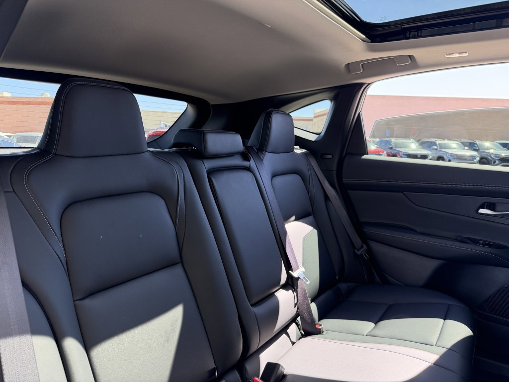 Used 2025 Nissan Murano SL image 38