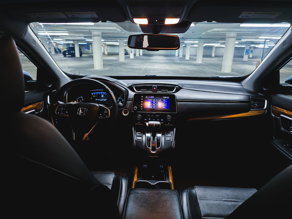 Used 2021 Honda CR-V Touring image 3