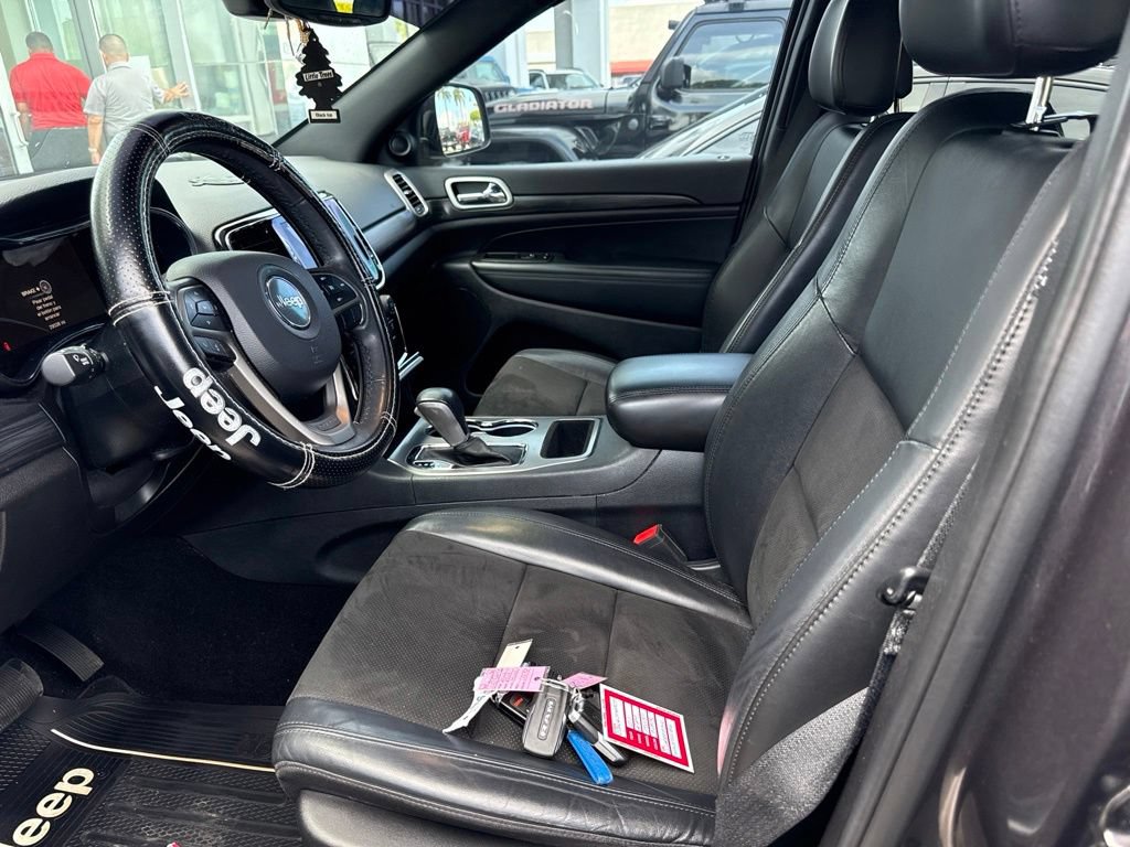 Used 2020 Jeep Grand Cherokee Altitude RWD image 5