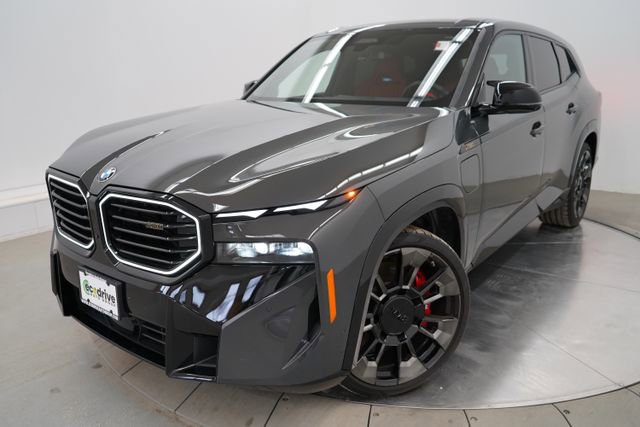 Used 2025 BMW XM image 3