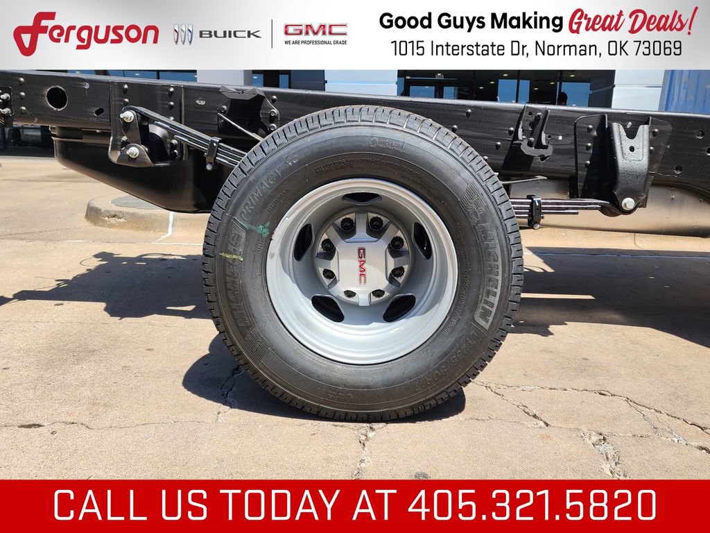 New 2026 GMC Sierra 3500 Pro w/ Convenience Package AWD/4WD image 47