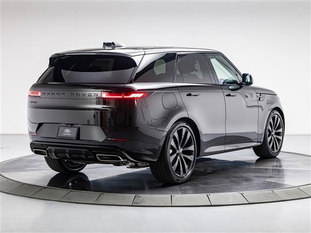 New 2027 Land Rover Range Rover Sport Dynamic SE AWD/4WD image 5