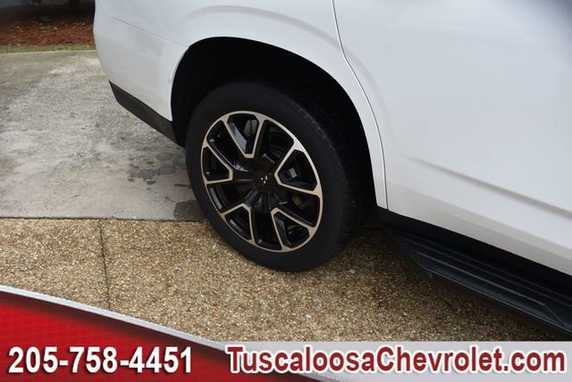 Used 2023 Chevrolet Tahoe RST w/ Luxury Package RWD image 16