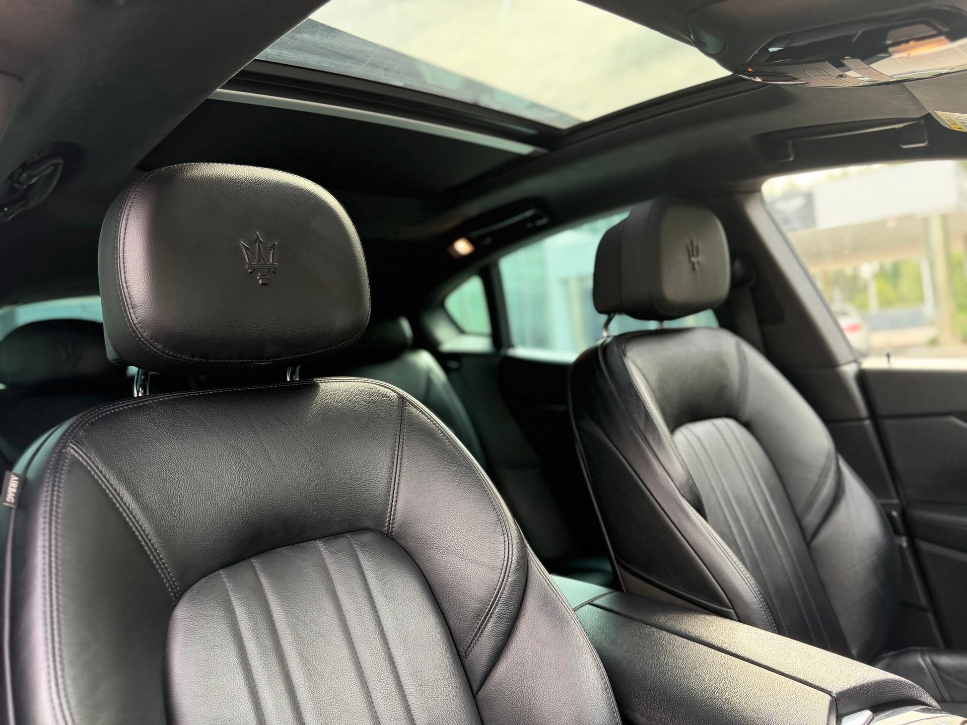 Used 2023 Maserati Levante Modena AWD/4WD image 30