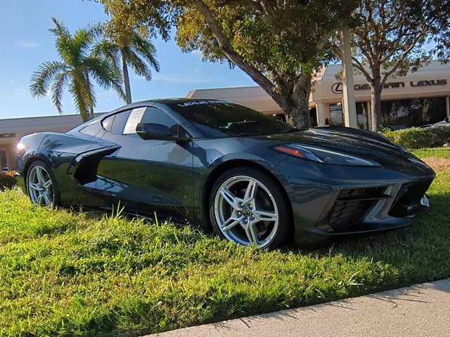 Used 2021 Chevrolet Corvette Stingray Preferred Cpe w/ Engine Appearance Package image 2
