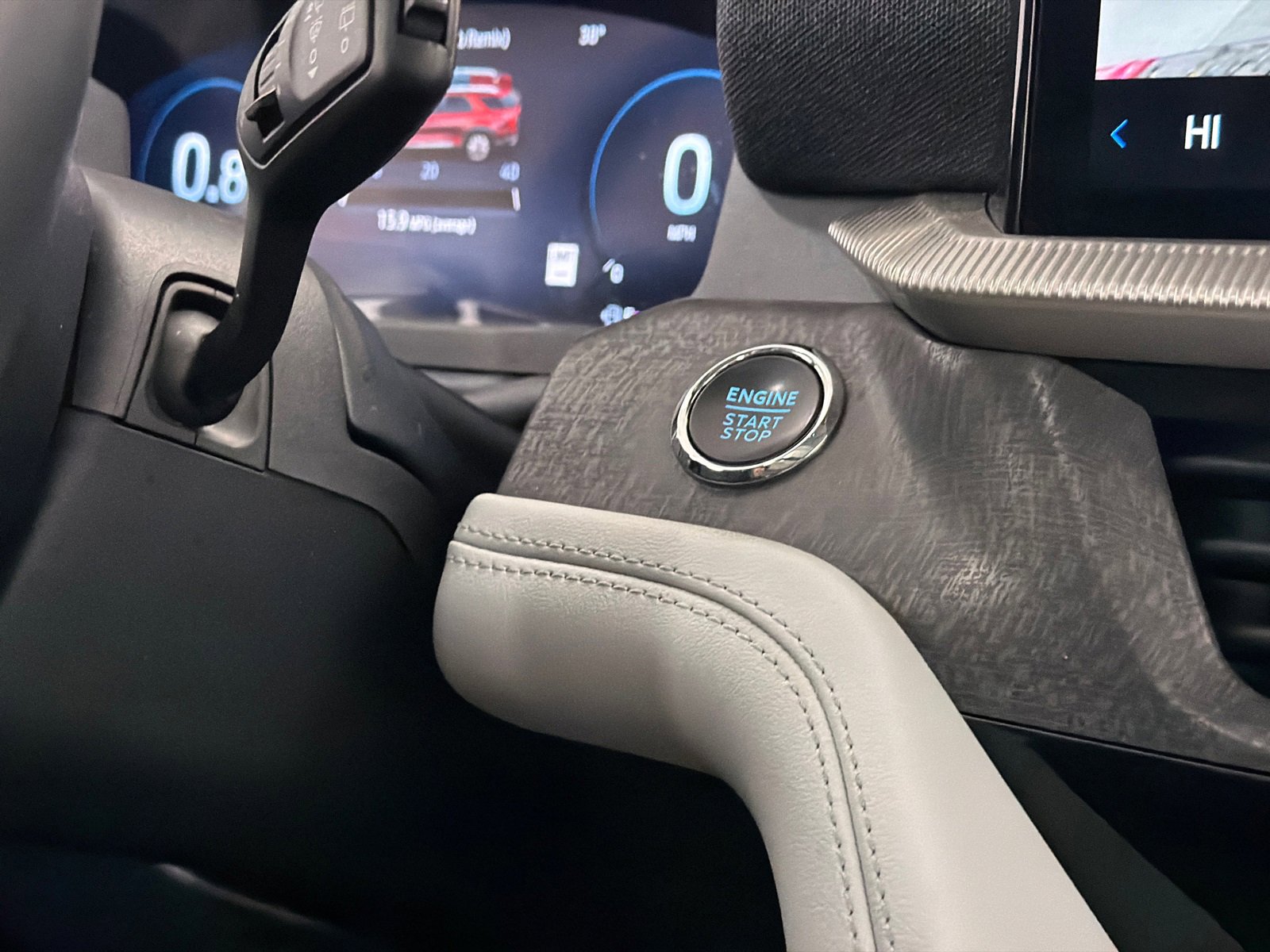 Used 2025 Ford Explorer Platinum w/ Ultimate Package image 30