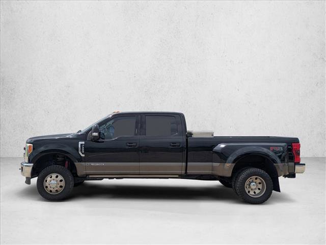 Used 2017 Ford F350 Lariat w/ Lariat Ultimate Package AWD/4WD image 5