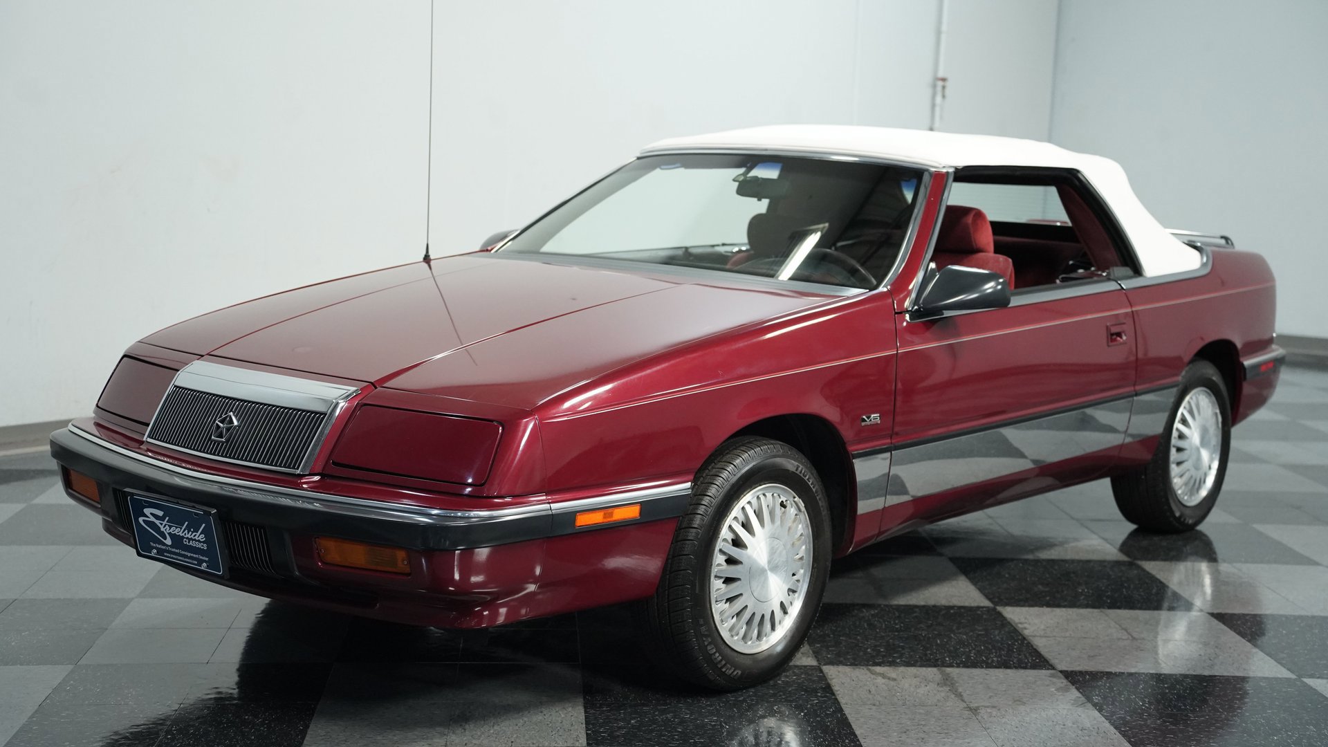 Used 1991 Chrysler LeBaron Convertible FWD image 5