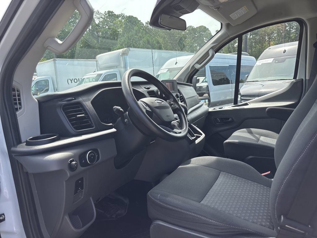 Used 2024 Ford Transit 150 Low Roof RWD image 38