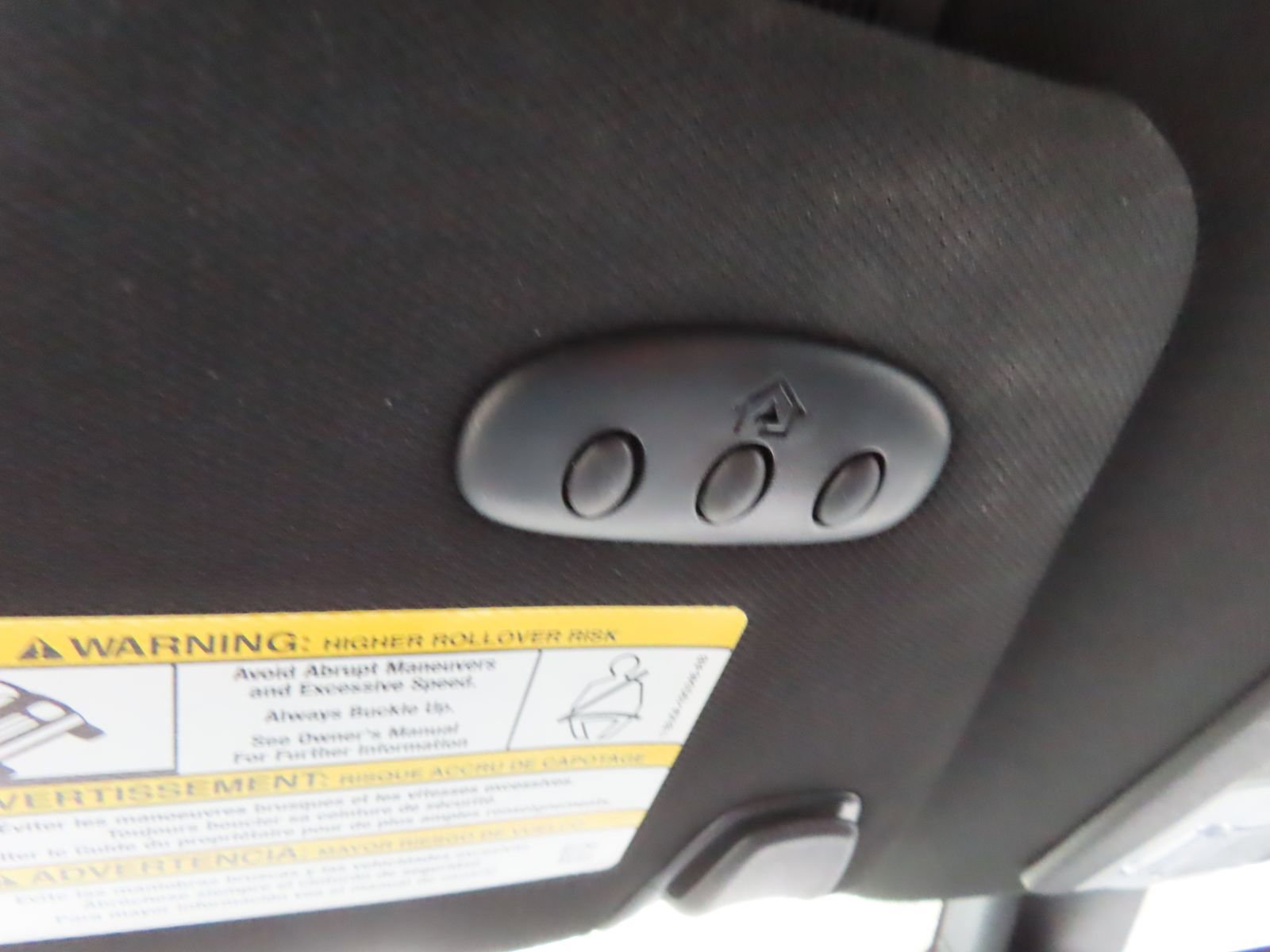 Used 2017 Ford Explorer Platinum image 40