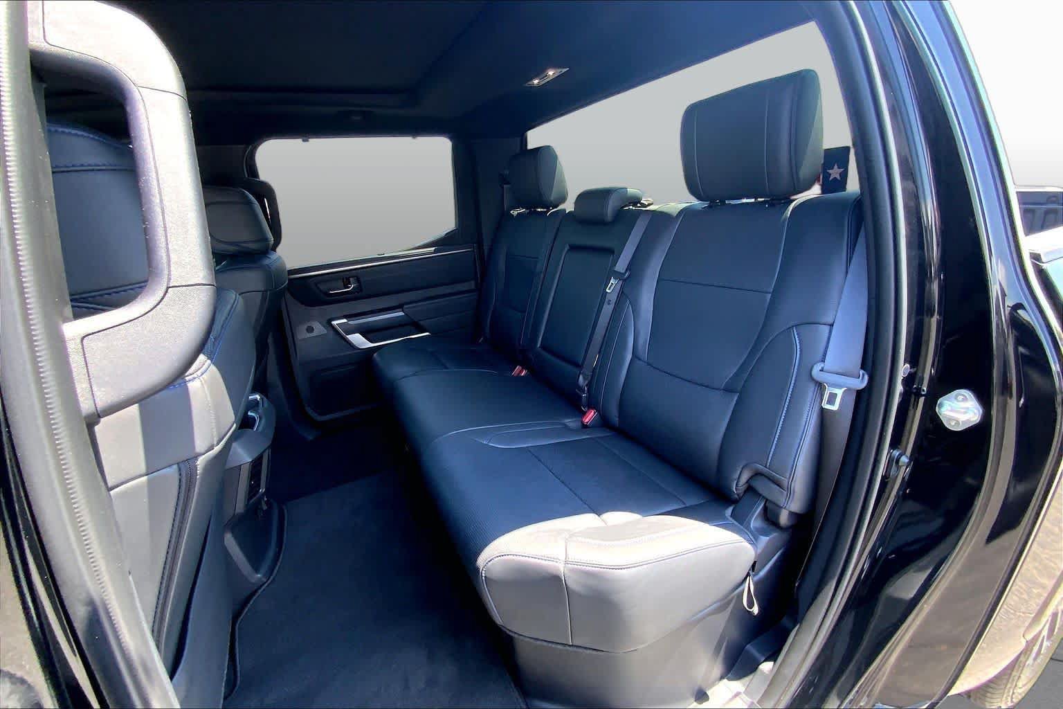 Used 2024 Toyota Tundra Platinum AWD/4WD image 21