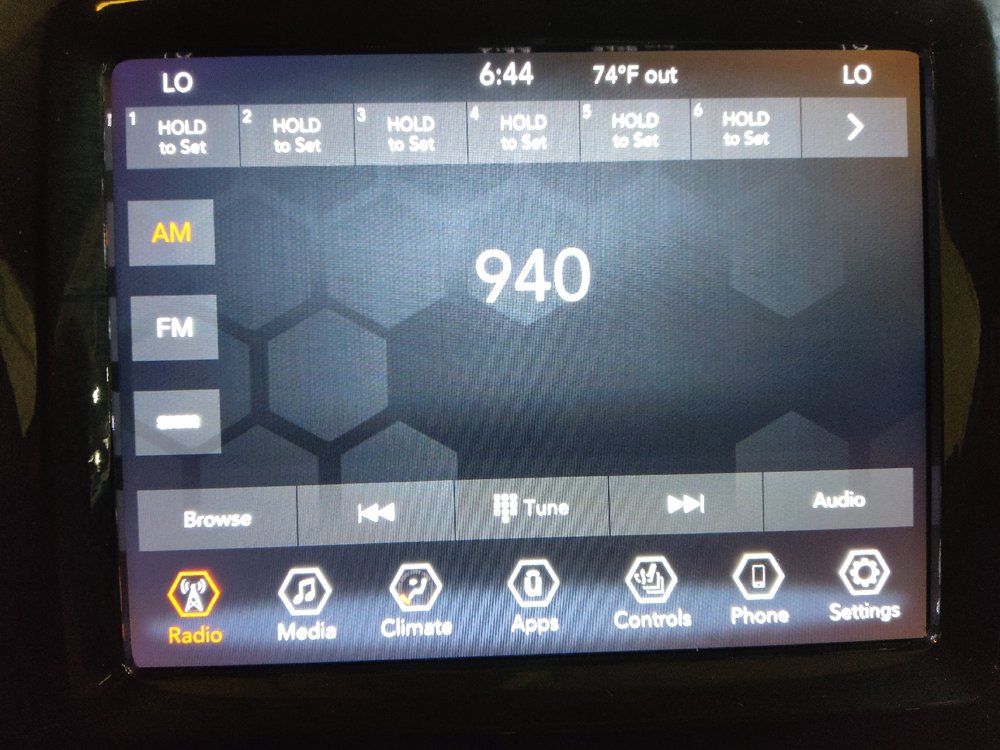 Used 2020 Jeep Cherokee Limited AWD/4WD image 25