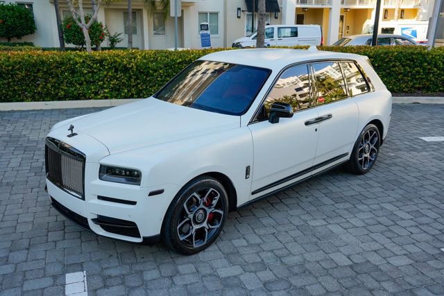 Used 2023 Rolls-Royce Cullinan Black Badge w/ Driver's Package image 8