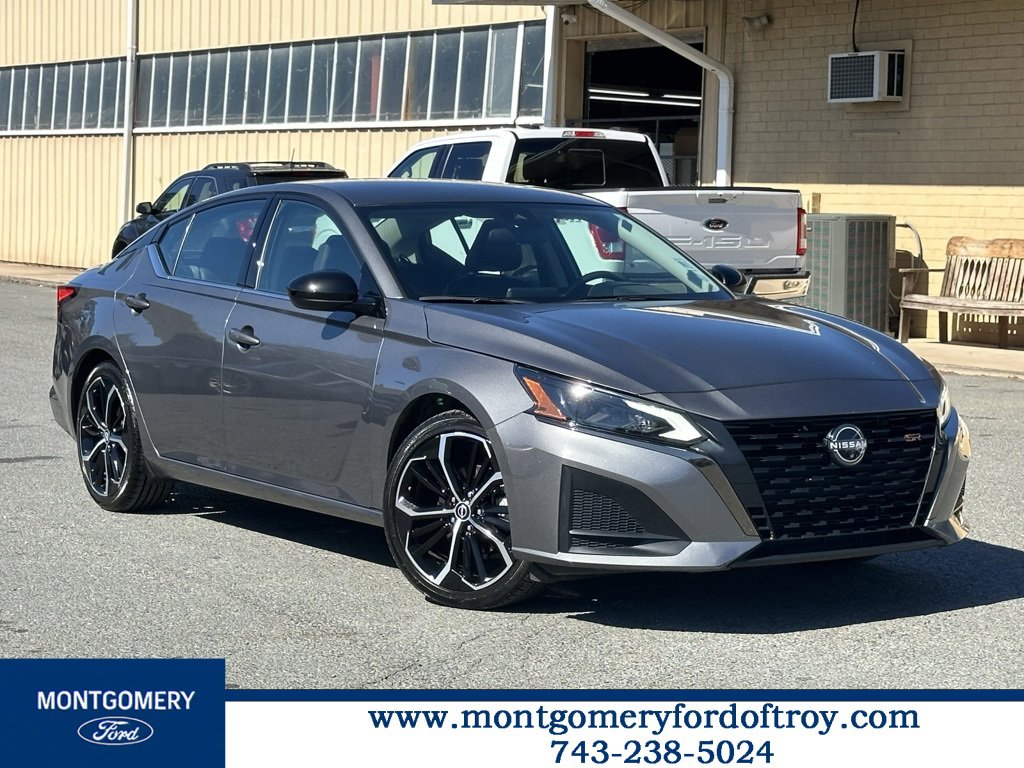 Used 2024 Nissan Altima 2.5 SR