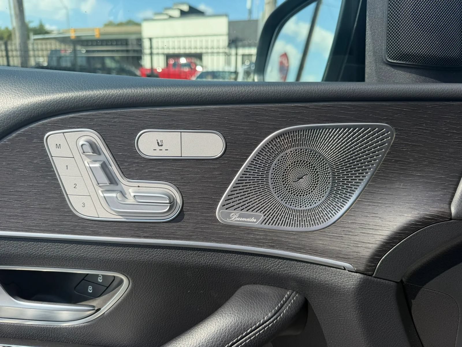 Used 2021 Mercedes-Benz GLE 350 4MATIC w/ Premium Package image 27