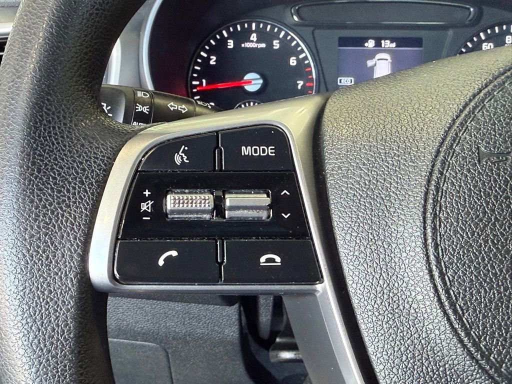 Used 2019 Kia Sorento LX image 23