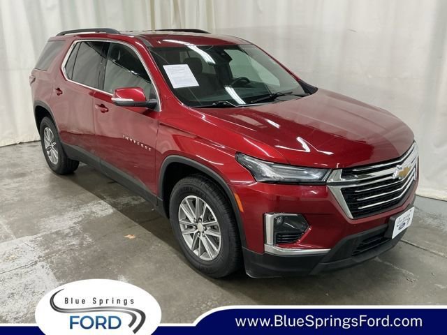 Used 2023 Chevrolet Traverse LT image 1