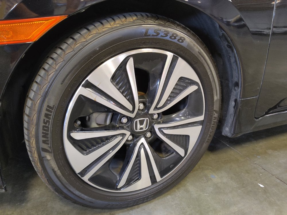 Used 2018 Honda Civic EX-T image 31