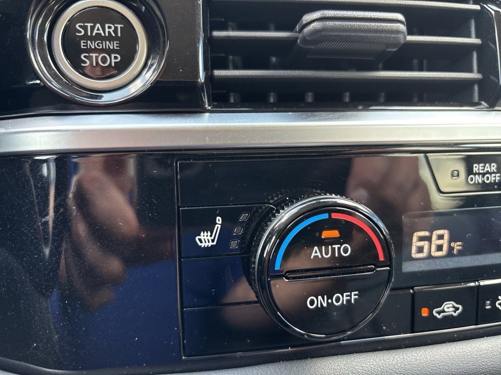 Used 2024 Nissan Pathfinder SL w/ Cargo Package image 32